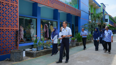Mantapkan Langkah Menuju Sekolah Adiwiyata, SMKN 1 Saptosari Terima Asistensi dari SMAN 1 Rongkop