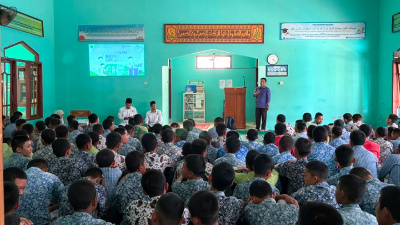 SMKN 1 Saptosari dan KUA Saptosari Perkuat Sinergi melalui Bimbingan Remaja Usia Sekolah (BRUS)