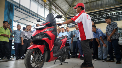 Tak Hanya Teori, Siswa TKR SMKN 1 Saptosari Belajar Standar Industri Bersama AHASS Honda
