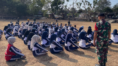 Dari Lapangan untuk Masa Depan, SKATUSA Bentuk Mental Tangguh Siswa Bersama Koramil Paliyan