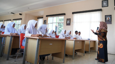 Belajar Langsung dari Praktisi, Cara SKATUSA Menyiapkan Siswa Lebih Siap Hadapi Dunia Kerja